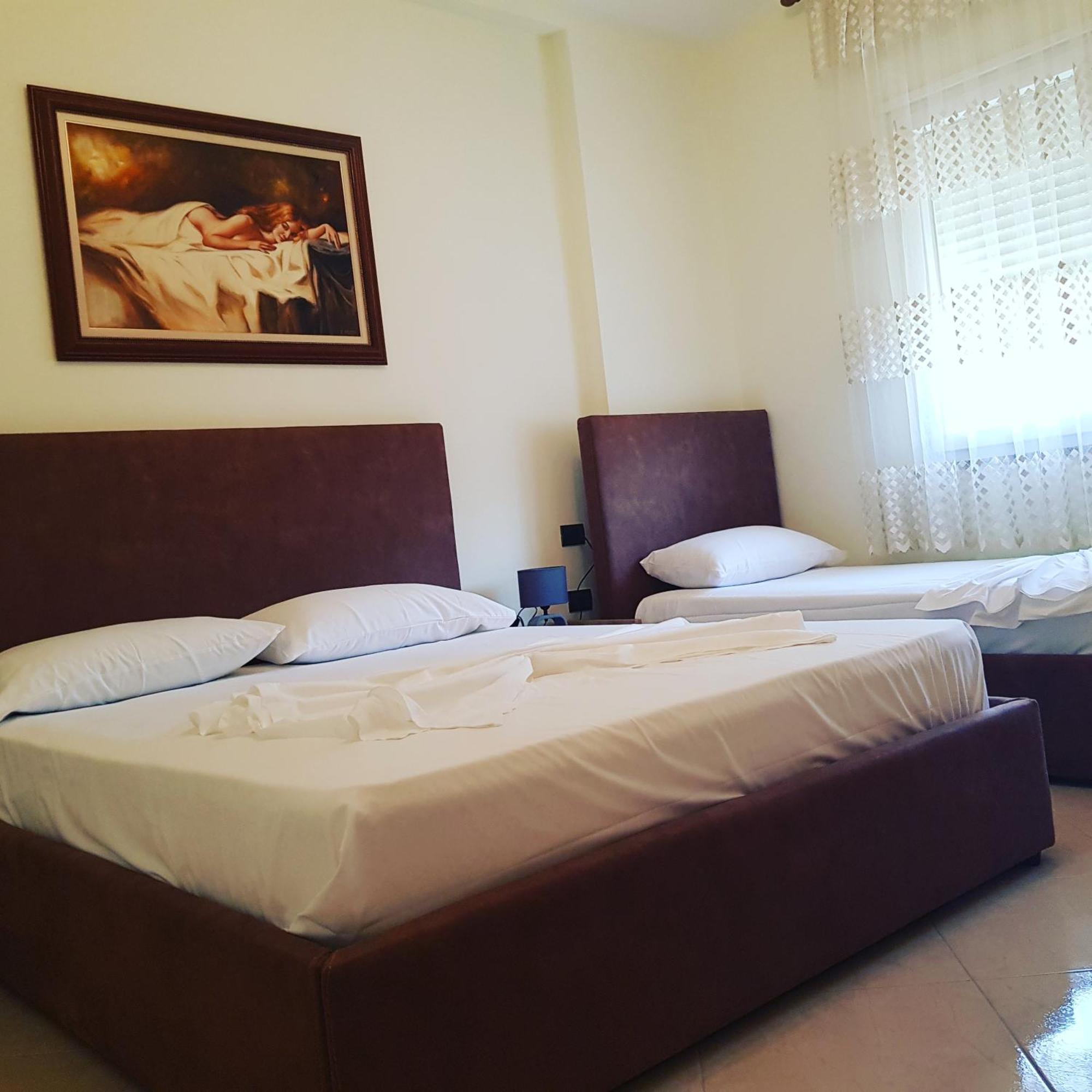 Relax Apartments Golem Golem  Buitenkant foto