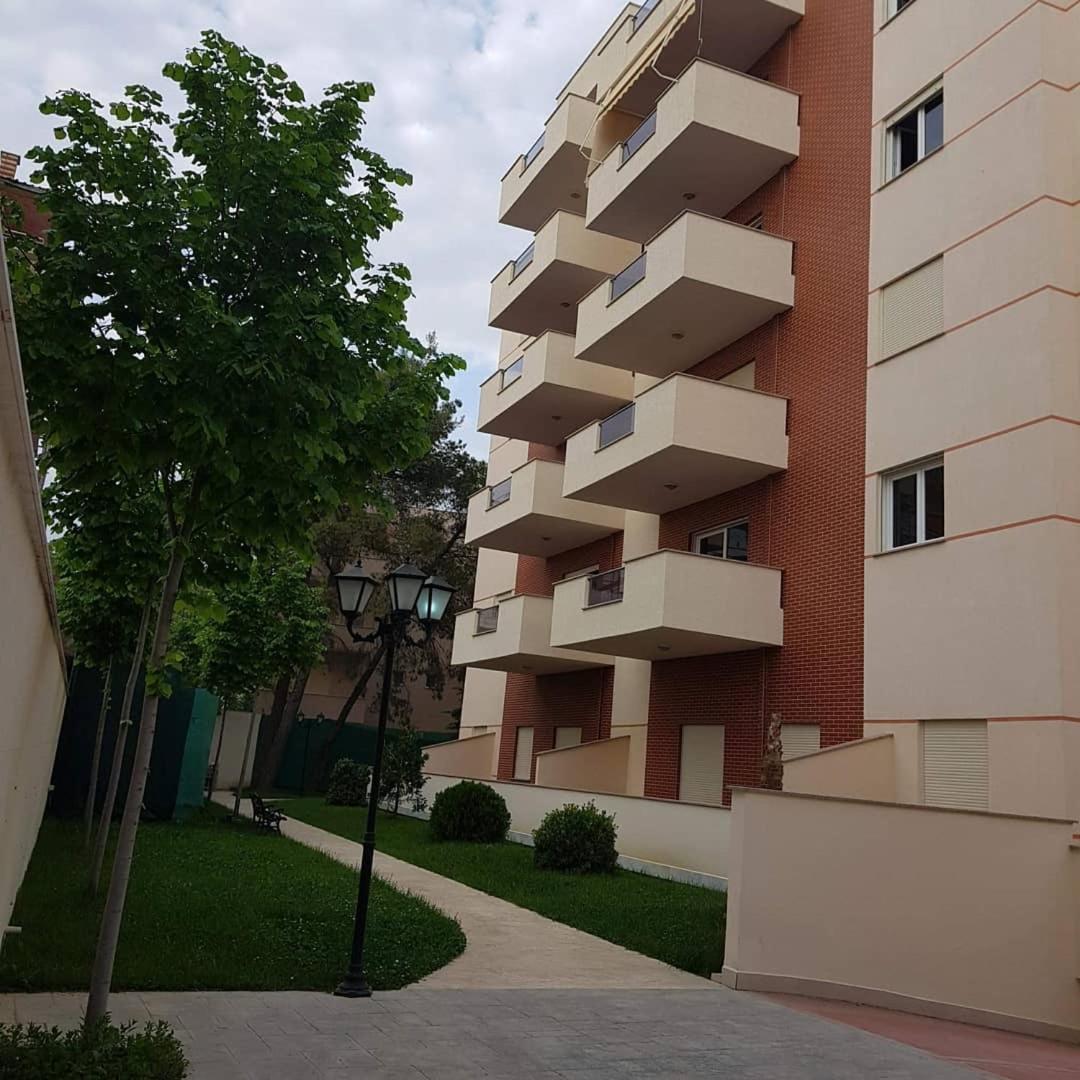 Relax Apartments Golem Golem  Buitenkant foto